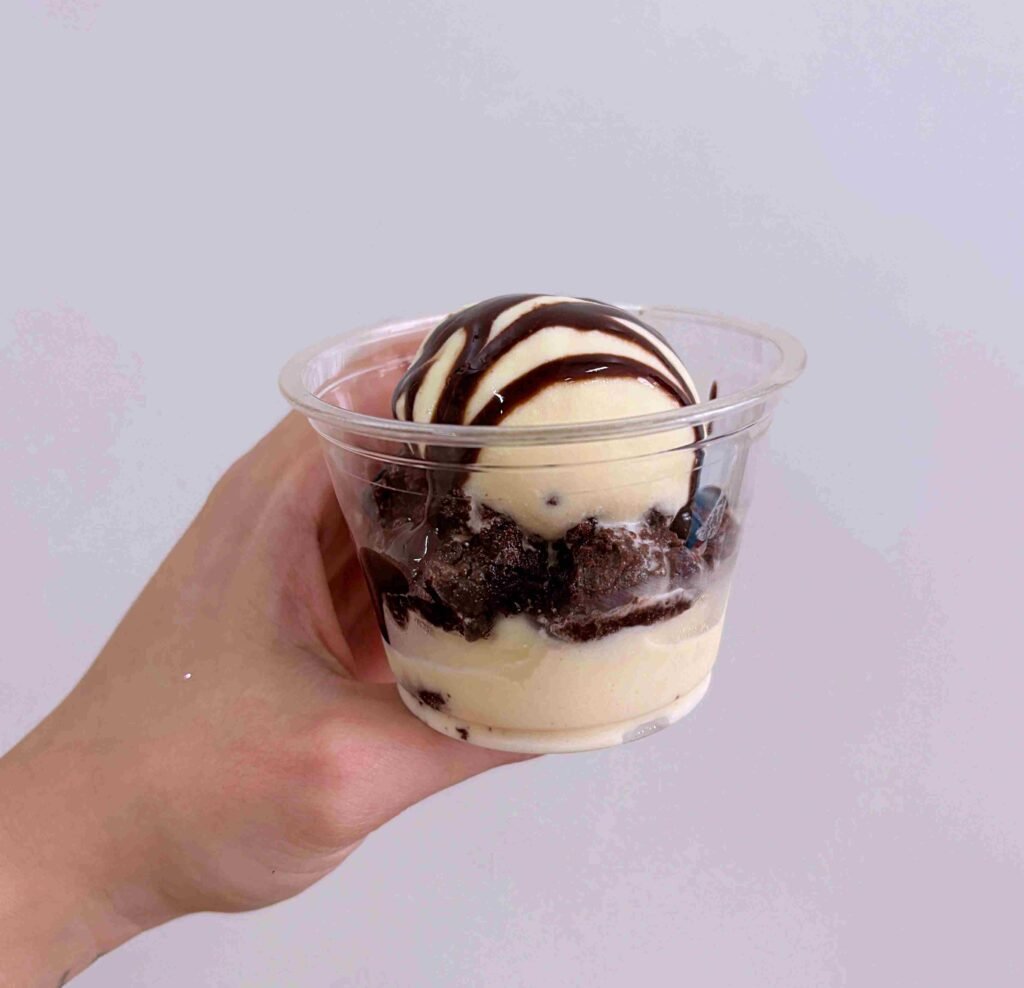 Why Live Ice Cream Stations Are the Must-Have Feature for 2026 Singapore Outdoor Events? - PartyAllo Singapore brownies and ice cream live station in singapore